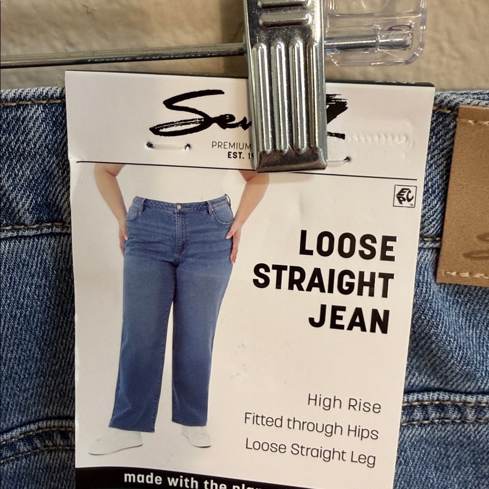 NWT Size 24W Seven7 Loose Straight Jean